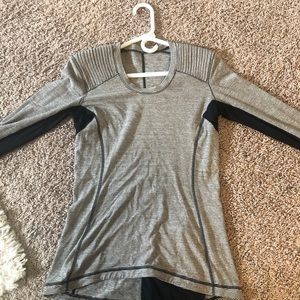 Lululemon long sleeve size:8